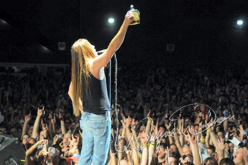 Jackyl live concert photo by Wayne Dennon