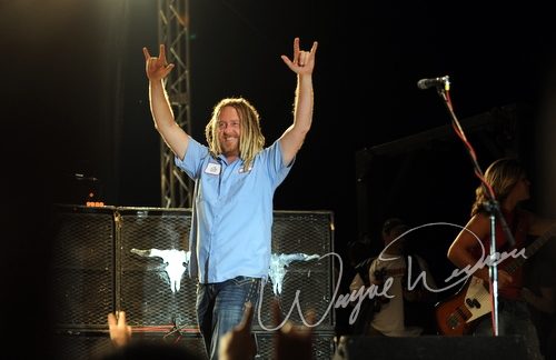 Jackyl live concert photo by Wayne Dennon