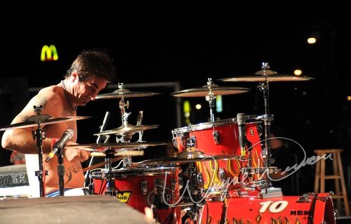 Jackyl live concert photo by Wayne Dennon