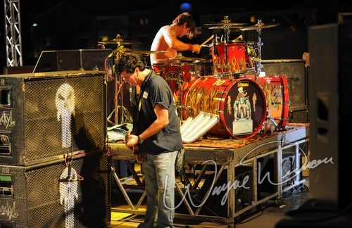 Jackyl live concert photo by Wayne Dennon