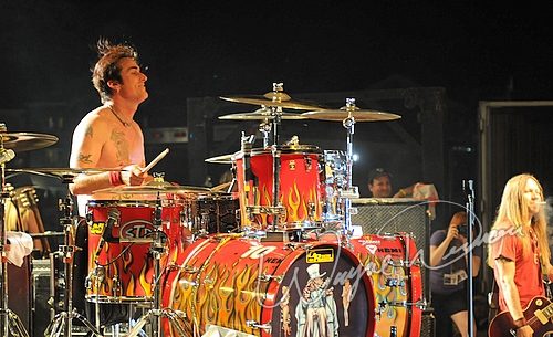Jackyl live concert photo by Wayne Dennon