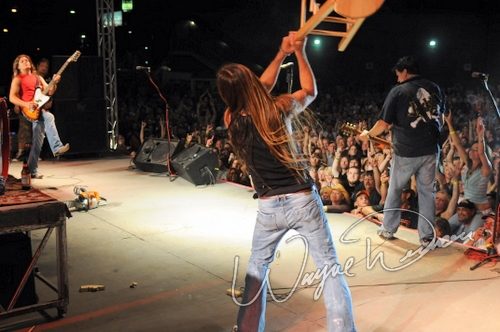 Jackyl live concert photo by Wayne Dennon