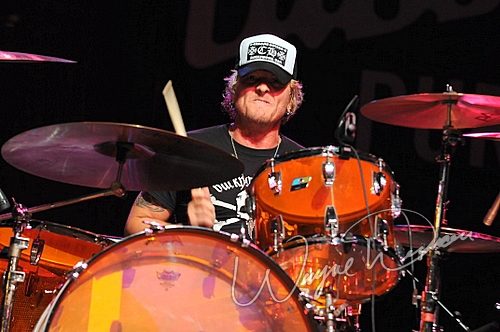 Gibson Rock Star Jam live concert photo by Wayne Dennon