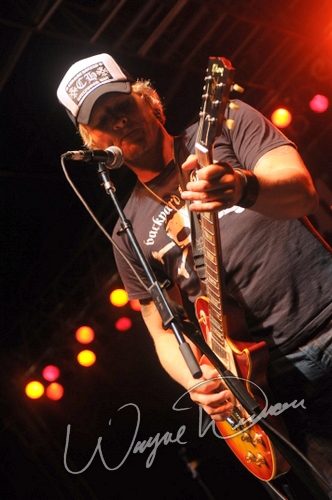 Gibson Rock Star Jam live concert photo by Wayne Dennon