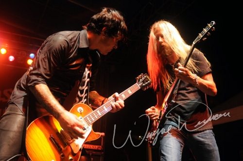 Gibson Rock Star Jam live concert photo by Wayne Dennon