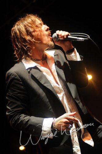 Gibson Rock Star Jam live concert photo by Wayne Dennon