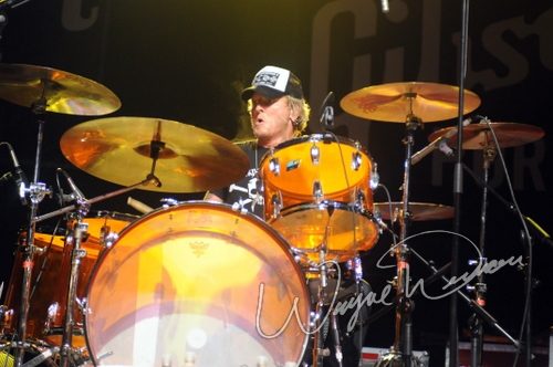 Gibson Rock Star Jam live concert photo by Wayne Dennon