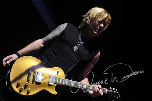 Gibson Rock Star Jam live concert photo by Wayne Dennon