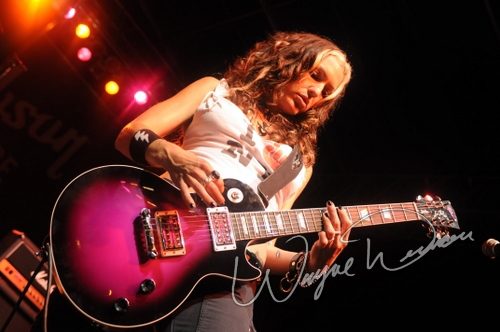 Gibson Rock Star Jam live concert photo by Wayne Dennon