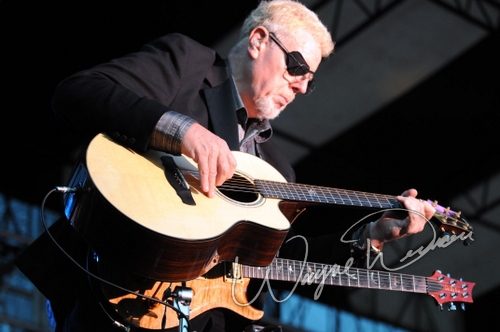 Kansas concert photo by Wayne Dennon