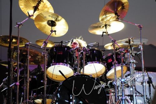 Twisted Sister live concert photo by Wayne Dennon