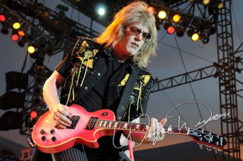 Twisted Sister live concert photo by Wayne Dennon