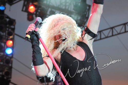 Twisted Sister live concert photo by Wayne Dennon