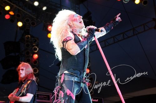 Twisted Sister live concert photo by Wayne Dennon