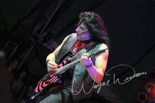 Twisted Sister live concert photo by Wayne Dennon