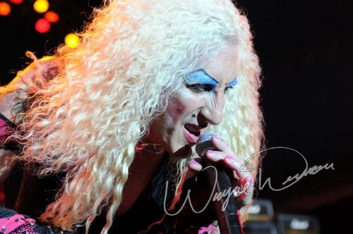 Twisted Sister live concert photo by Wayne Dennon