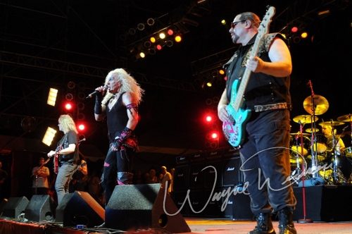 Twisted Sister live concert photo by Wayne Dennon