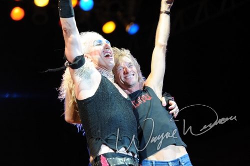 Twisted Sister live concert photo by Wayne Dennon