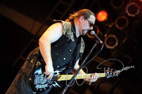 Twisted Sister live concert photo by Wayne Dennon