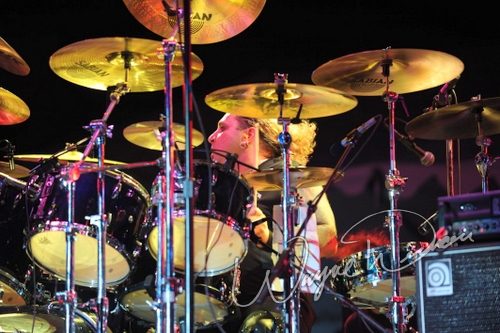 Twisted Sister live concert photo by Wayne Dennon