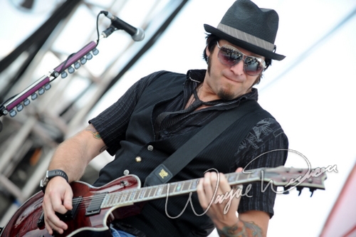 Enuff Z nuff by Wayne Dennon