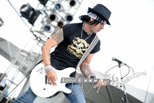 Bang Tango concert photo by Wayne Dennon
