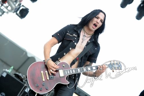 Bang Tango concert photo by Wayne Dennon