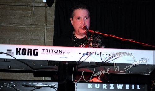 DV8 concert photo by Wayne Dennon