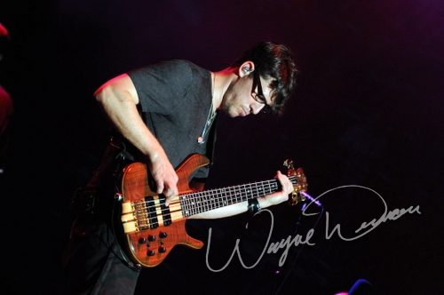 Dave Matthews concert photo by Wayne Dennon