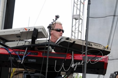 Ween live concert photo by Wayne Dennon
