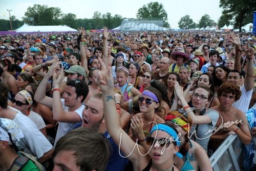 The Avett Brothers live concert photo by Wayne Dennon