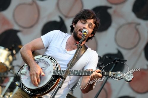 The Avett Brothers concert photo by Wayne Dennon