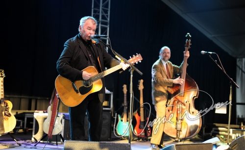 John Prine live concert photo by Wayne Dennon