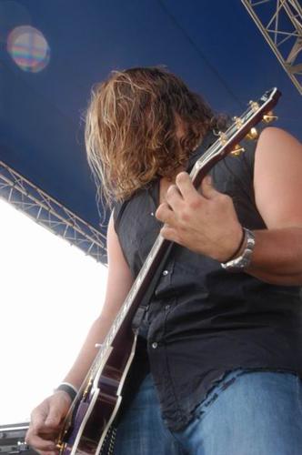Outspoken live concert photo by Wayne Dennon