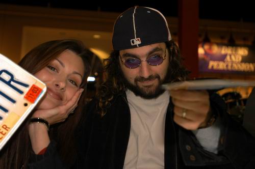 Mike Portnoy live concert photo by Wayne Dennon