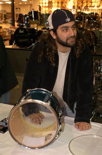 Mike Portnoy live concert photo by Wayne Dennon