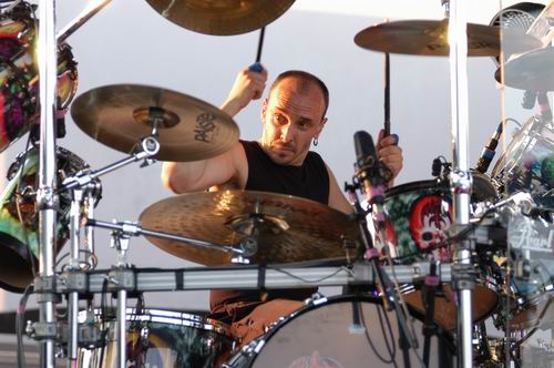 Queensryche live concert photo by Wayne Dennon