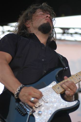 Queensryche live concert photo by Wayne Dennon