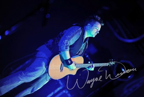 Joe Satriani live concert photo by Wayne Dennon