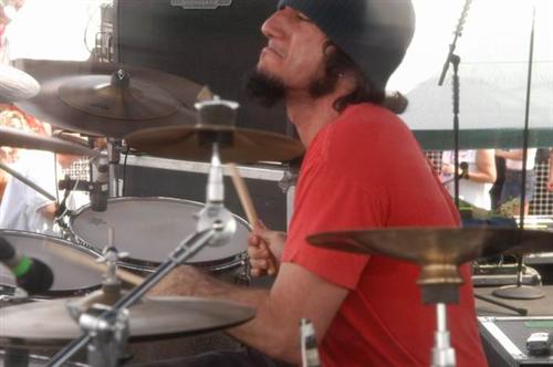 Seether live concert photo by Wayne Dennon