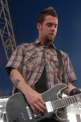 Seether live concert photo by Wayne Dennon