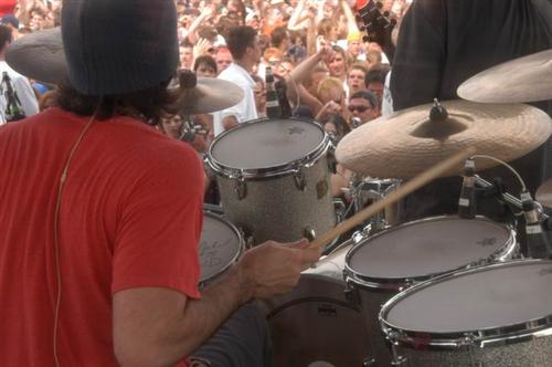 Seether live concert photo by Wayne Dennon