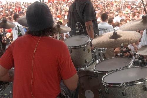 Seether live concert photo by Wayne Dennon