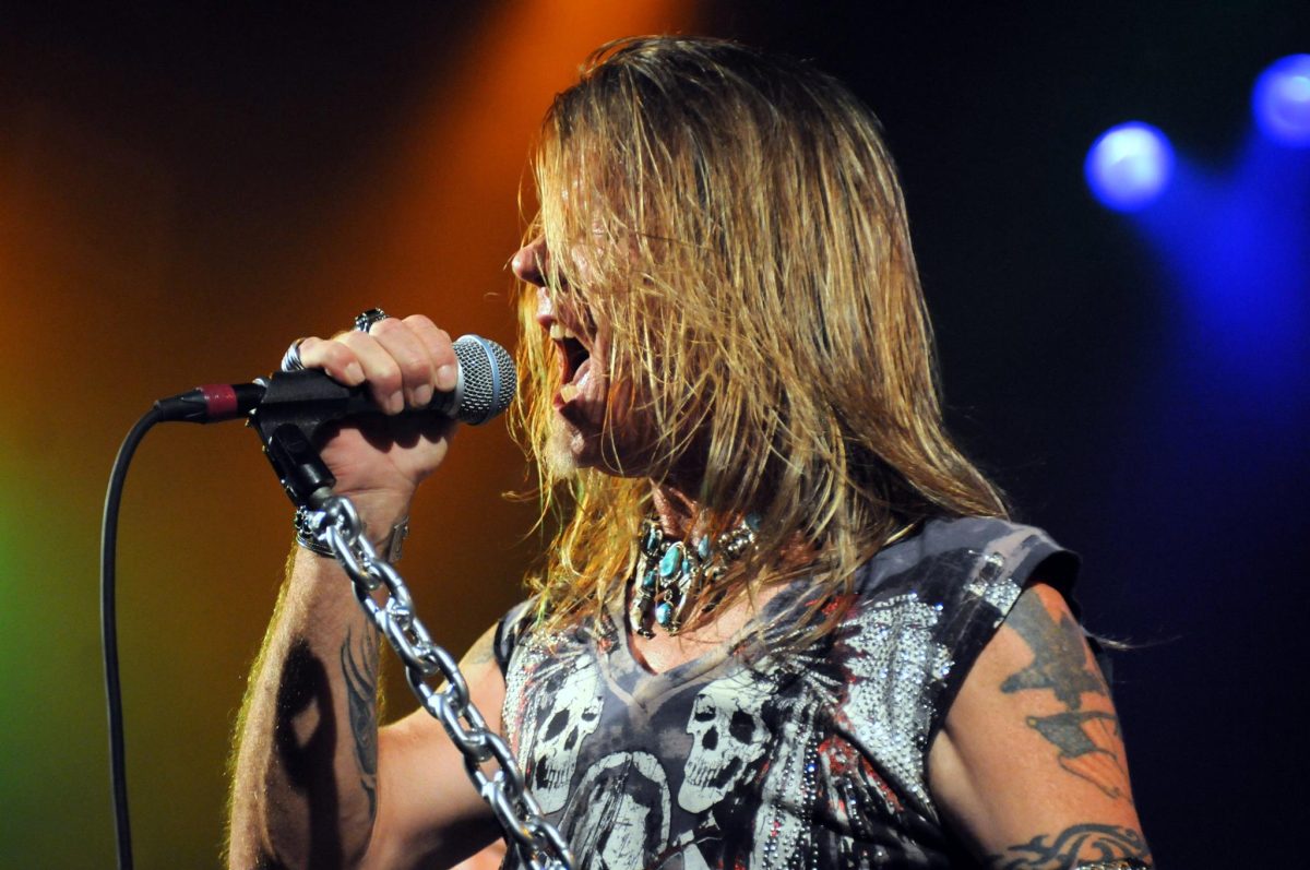 Thruster live concert photo by Wayne Dennon