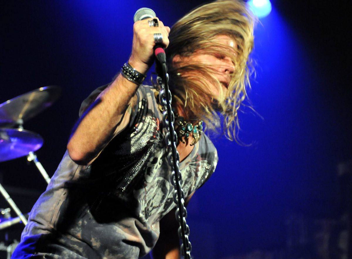 Thruster live concert photo by Wayne Dennon