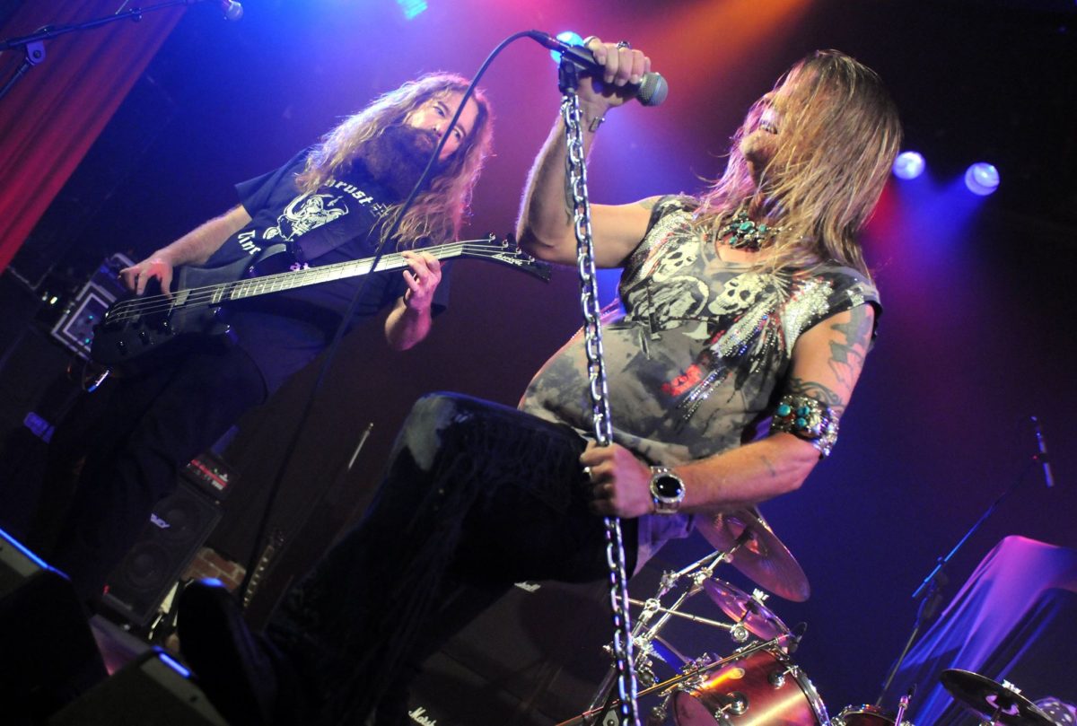 Thruster live concert photo by Wayne Dennon