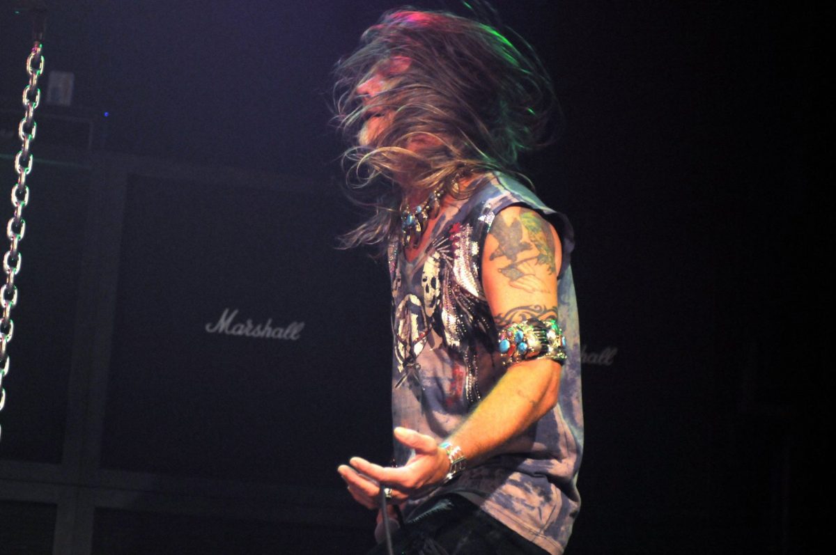 Thruster live concert photo by Wayne Dennon