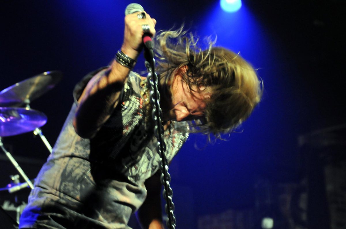 Thruster live concert photo by Wayne Dennon