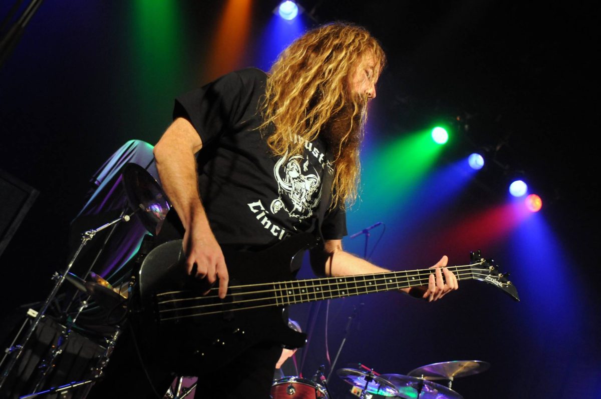 Thruster live concert photo by Wayne Dennon