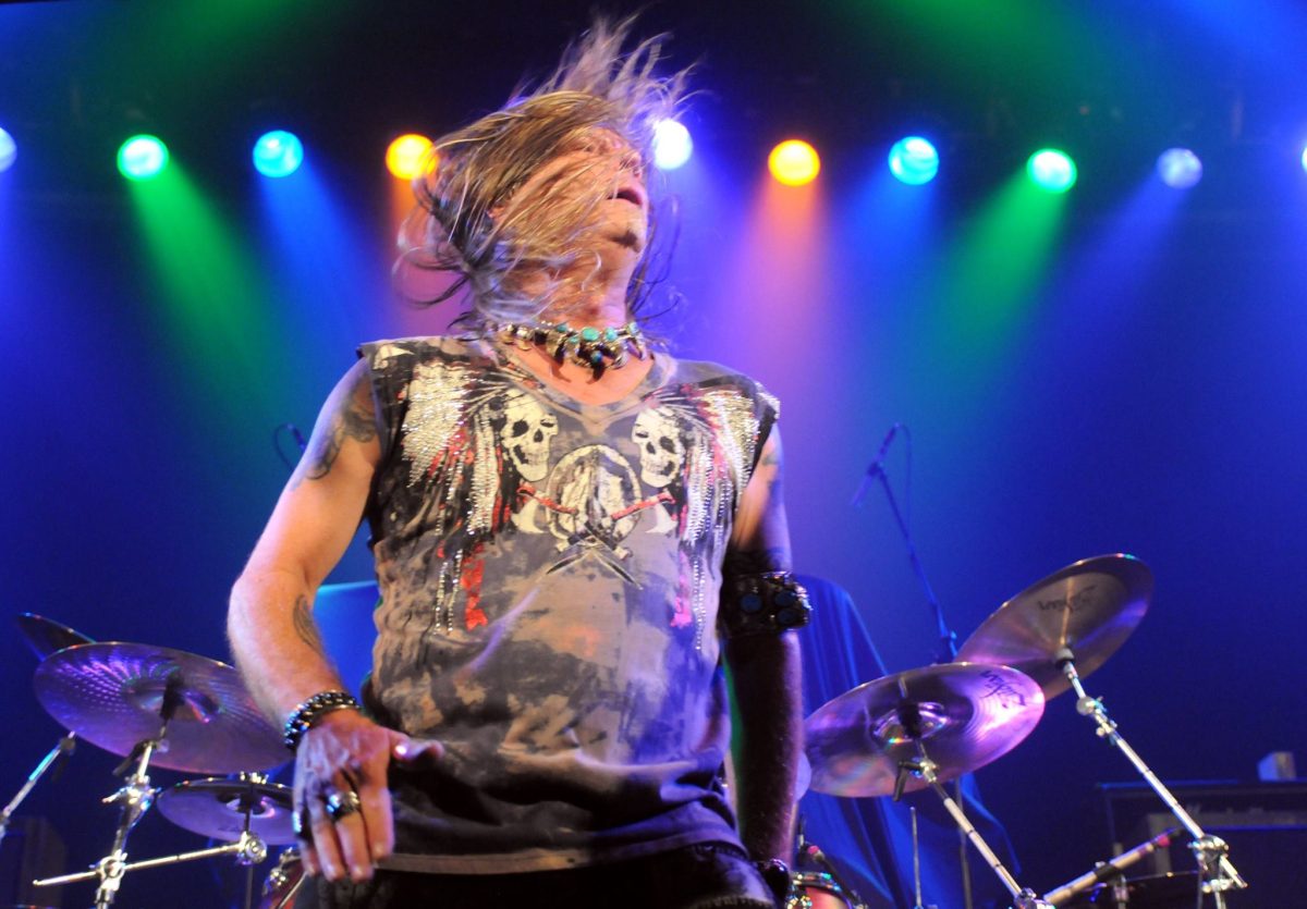 Thruster live concert photo by Wayne Dennon